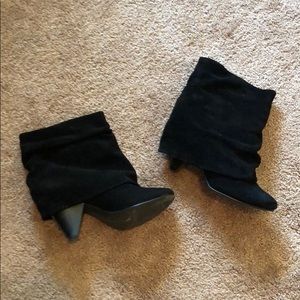 Steve madden black slouchy short booties